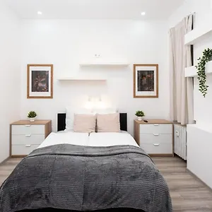 Extra - New - Charming , Budapest Ungheria