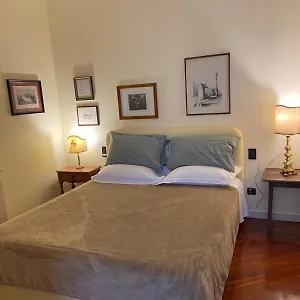 Suite51 , Milano Italia